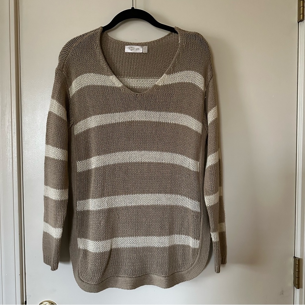 Rd Style V-Neck Pullover Sweater